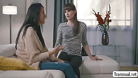 Hot Roomate Reagan Foxx Spreads Legs For Tgirl Natalie Mars To Fuck