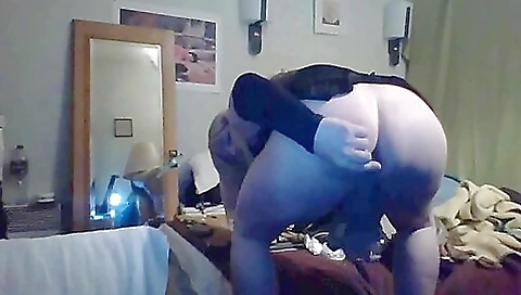 Transvestite mature slut is having a dildo in her ass