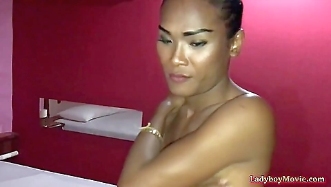 Amateur asian brunette gets her ass fucked hard in anal