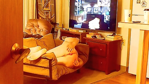 Milf masturbate with a dildo in my homemade anal video