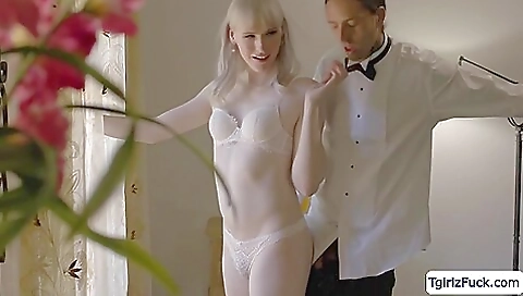 Bareback threesome with a hot blonde and a dude with a dick